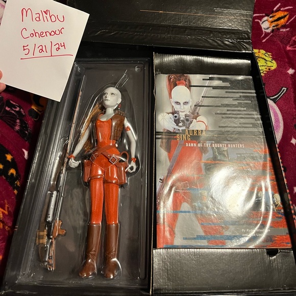 Star Wars Aurra Sing Masterpiece Collection doll with book NIB - Picture 5 of 7